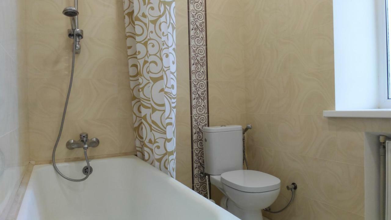 Separate Room Homestay In A Private House, Facilities Shared With Owner Berdychiv Zewnętrze zdjęcie